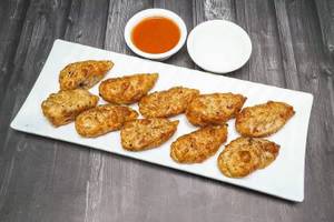 Paneer Fried Momos [6 Pieces]