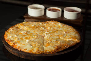 Quattro Formaggi Pizza