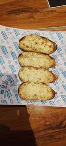 Cheese garlic bread