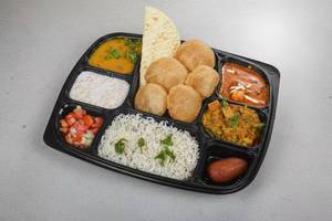 Poori Wali Special Thali
