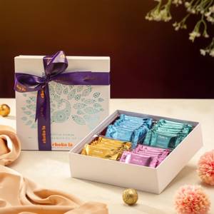 Festive Stories Chocolate Hamper