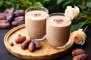 Smoothie With Date & Nuts