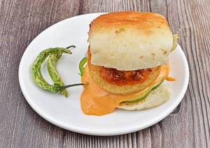 Dilkhush Vada Pav
