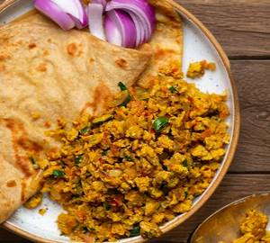 Egg Bhurji With 2 Chapati