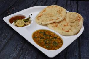 Chole Kulche