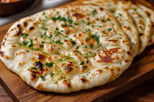 Garlic Naan (2 Pcs)