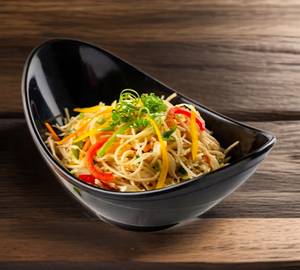Veg Noodles Serves 1