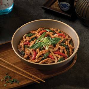 Shredded Chicken With Chilli Basil Sauce