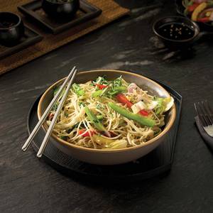 Classic Hakka Noodles Veg