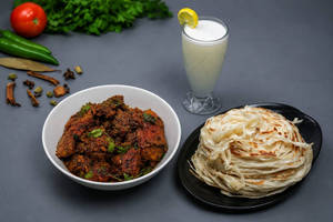 Chicken Perattu With 3 Poratha And Lime