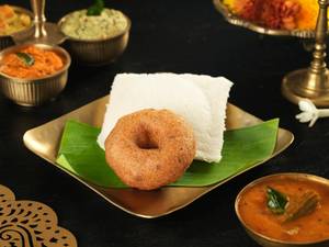 Idli 1 Pc And Vada 1 Pc
