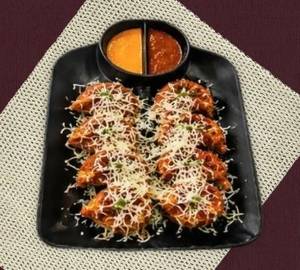 Chicken Peri Peri Fried Cheese Momos [8 Pcs]