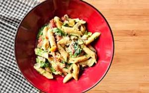 Creamy Sun Dried Tomato Pasta & Mushrooms