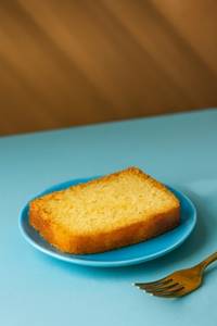 Lemon Tea Cake Slice