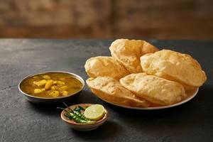 Raseeli Aloo + Poori [5 Pc]