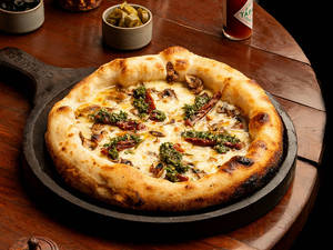 Mushroom With Chimichurri Pizza
