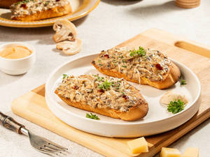 Creamy Mushroom Bruschetta