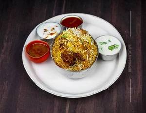 Chicken Biryani (Basmathi Rice )