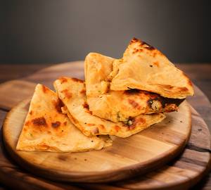 Mm Cheese Naan (300Gms)