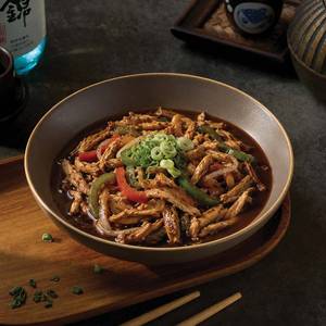 Shredded Chicken With Black Pepper Sauce