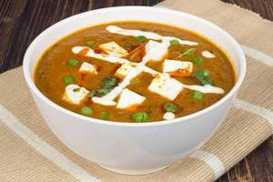 Matar paneer