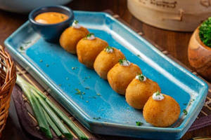 Cheesy Jalapeno Poppers