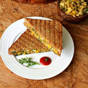 Corn Capsicum Sandwich (2pcs)