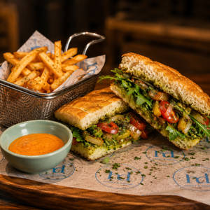Garden Pesto Sandwich