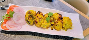 Gandhoraj Lemon Garlic Fish Tikka (6pcs)
