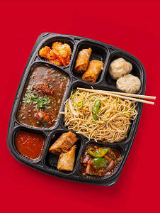 Non Veg Chinese Chicken Thali (noodles)