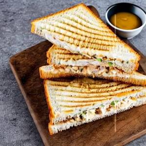 Roasted Chicken & Mayo Sandwich
