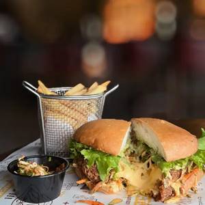 Veg Tandoori Fried Burger (5 Inch)