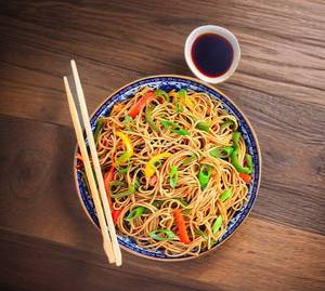 Veg Noodles[500 ml]