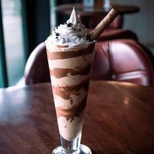 Nuttela Thick Shake