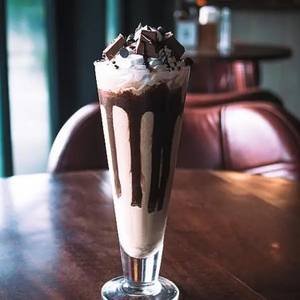 Kitkat Thick Shake