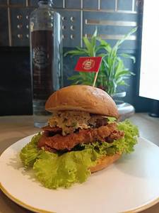 Chicken Coleslaw Fried (4 Inch)