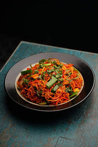 Veg Hakka Noodles