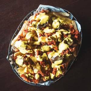 Chicken Cheese Sauce Fries