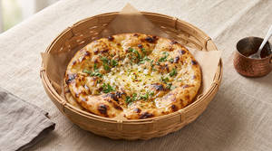 Garlic Cheese Bomb Naan