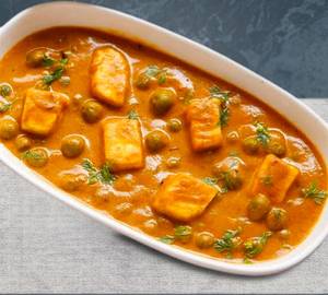 Mattar paneer