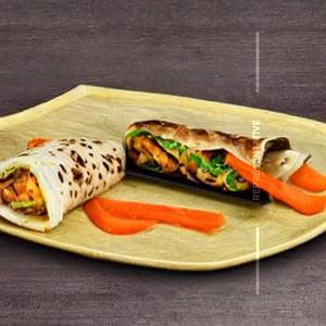 Veg Schezwan Mushroom Frankie