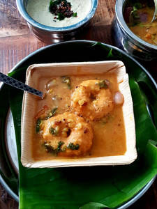 Samber Vada