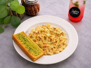 Three Cheese Mac N Cheese