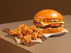 Classic Sandburger + Chicken Popcorn