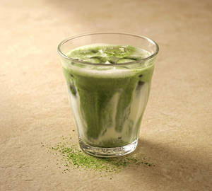 Iced Matcha Latte