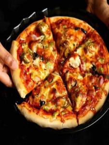 Sky View Veg Spl Pizza