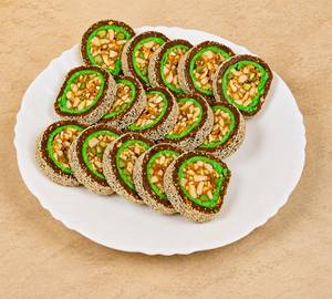 Anjeer Cut Roll