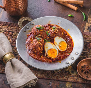 Egg Bhuna [4 Pcs]