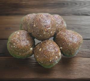 Iron Rich Peanut Dates Laddu