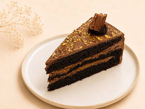 Dubai Kunefe Chocolate Pastry